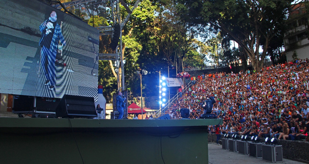 LEO VARGAS NARRATON INICIAL